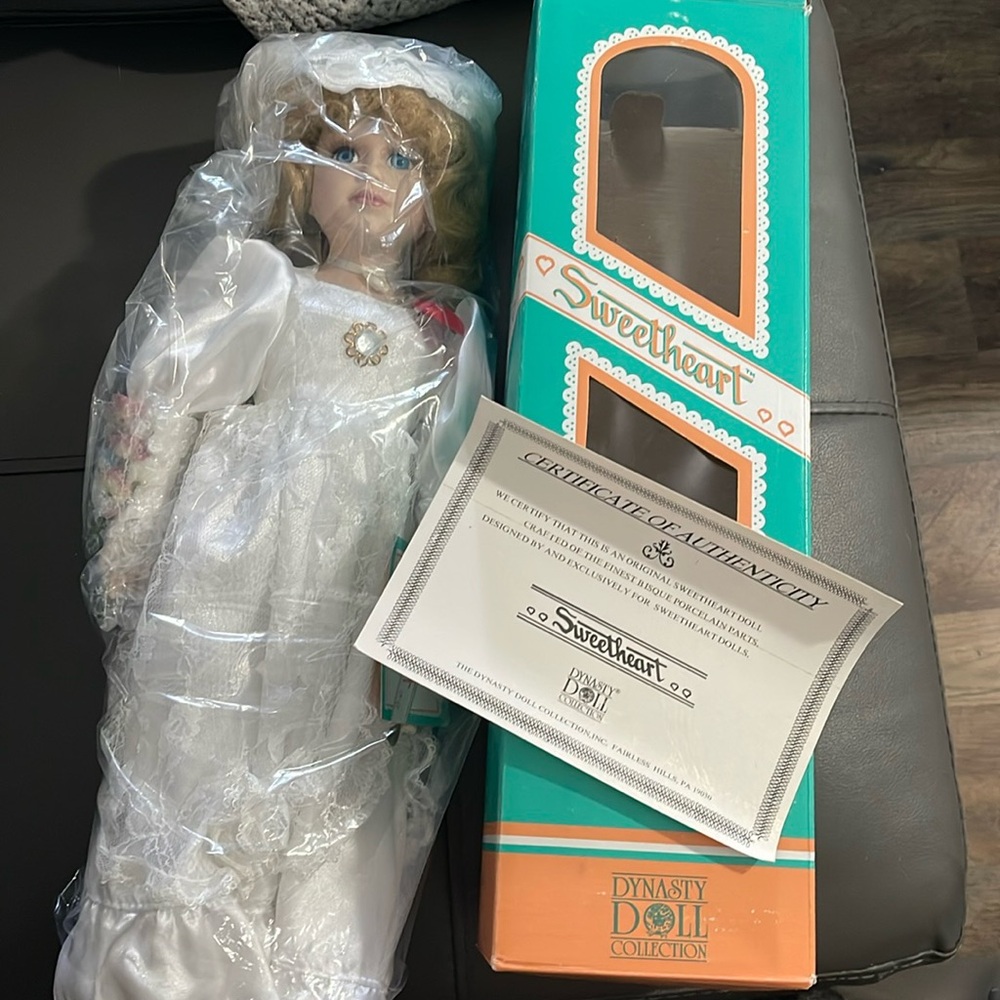 Sweetheart Dynasty Doll